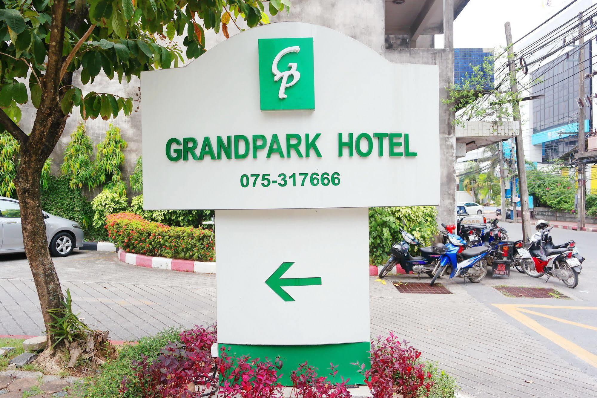 Grand Park Hotel Nakhon Si Thammarat Exterior photo